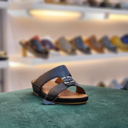 صورة حذاء تميمي جلد طبيعي مديل ت14